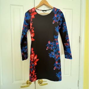 Venus never worn multi colored dress size 4